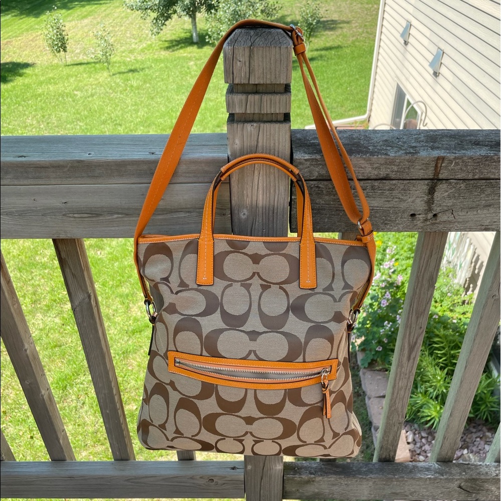 🧡Signature COACH hand bag - Picture 6 of 13